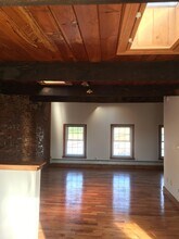 69 Broadway, Unit 3 in Chelsea, MA - Foto de edificio - Building Photo