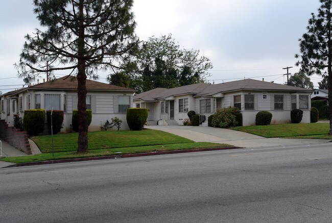 846-848 Centinela Ave in Inglewood, CA - Foto de edificio - Building Photo