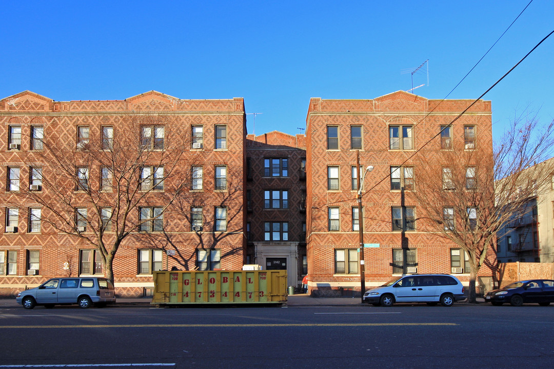 3142 Coney Island Ave in Brooklyn, NY - Building Photo