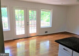 7724 Harwood Pl in West Springfield, VA - Building Photo - Building Photo