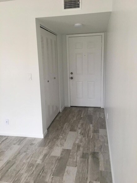 815 Boynton Beach Blvd, Unit 3-103 in Boynton Beach, FL - Building Photo - Building Photo
