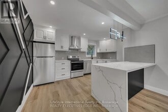 234 Stevenson St N in Guelph, ON - Building Photo - Building Photo