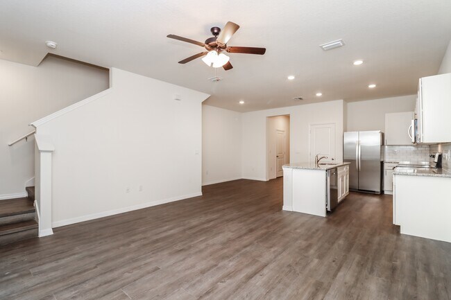 11835 Mountain Retreat Ln in Riverview, FL - Building Photo - Building Photo