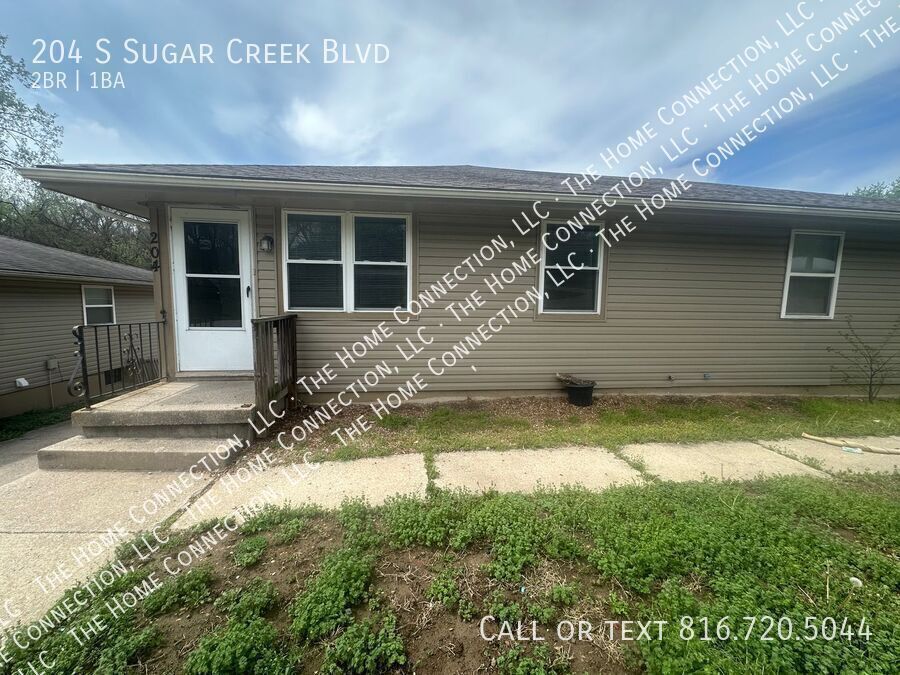 204 S Sugar Creek Blvd in Sugar Creek, MO - Building Photo