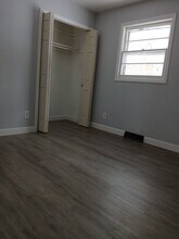 1017 Irving Ave in Rockford, IL - Building Photo - Building Photo