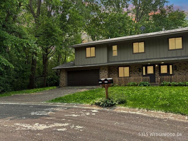 property at 5345 Wedgewood Dr