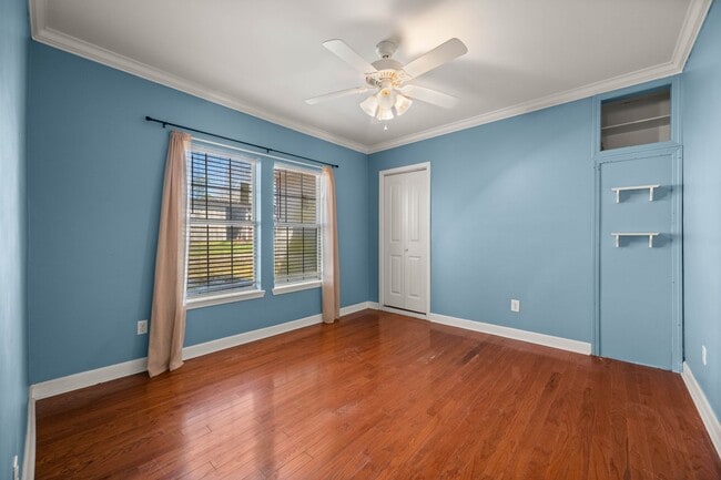 407 E Shamrock Ave in Pineville, LA - Building Photo - Building Photo