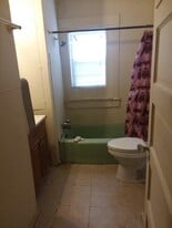 1006 S 2nd St in Monroe, LA - Building Photo