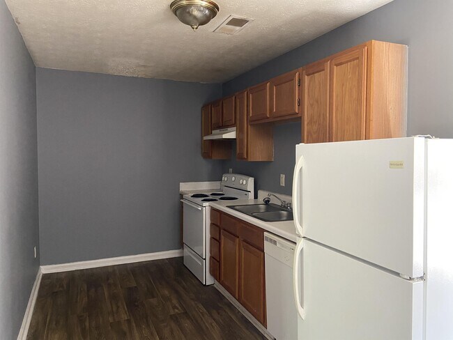 15 E Wilson St in Villa Rica, GA - Building Photo - Building Photo