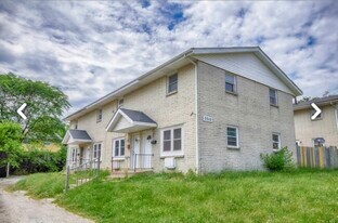 3312 Sablewood Dr, Unit 1 in Rockford, IL - Building Photo