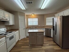 280 Limestone Cir in Crestview, FL - Building Photo - Building Photo