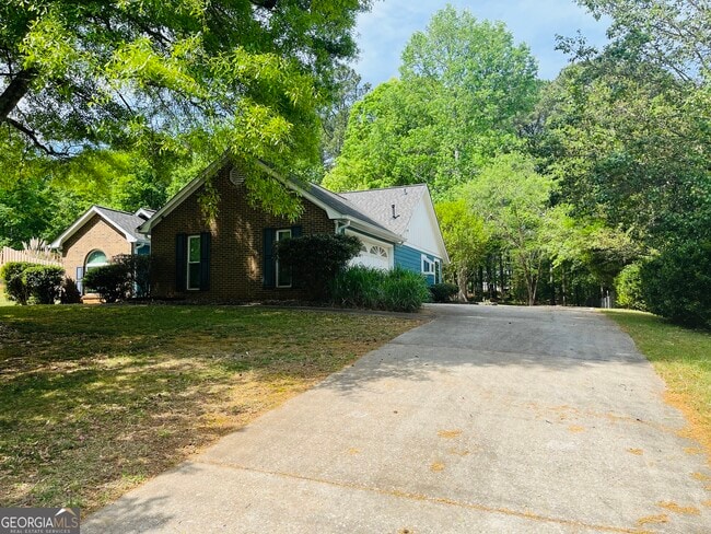 165 River Park Dr in Newnan, GA - Building Photo - Building Photo