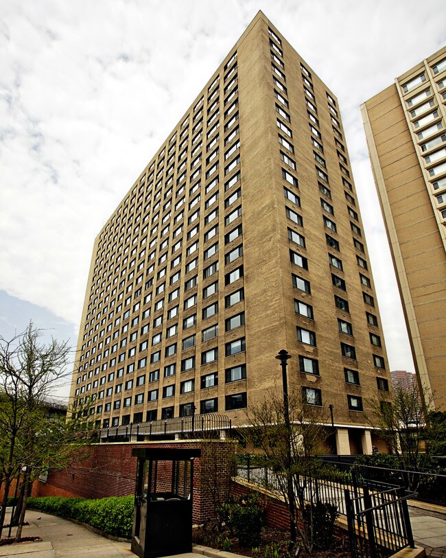 556 Riverside Dr in New York, NY - Building Photo - Building Photo