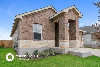 1014 Round Bale Rd in Hutto, TX - Foto de edificio - Building Photo