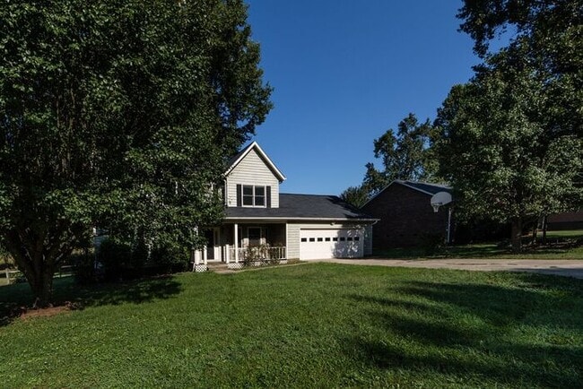 1309 Ripken Dr in Hickory, NC - Building Photo - Building Photo