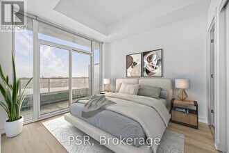 6 Parkwood Ave in Toronto, ON - Building Photo - Building Photo