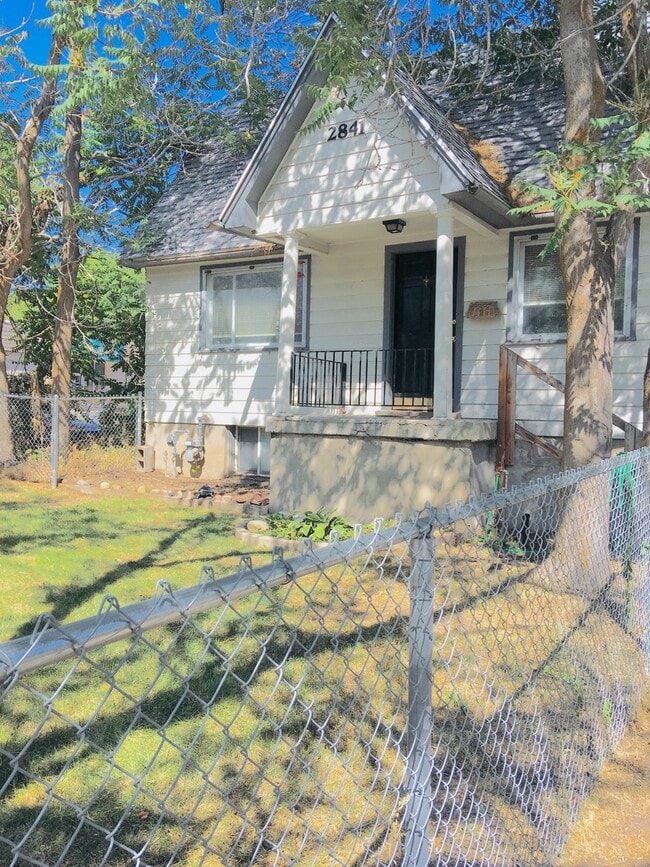 2841 S 2300 E in Salt Lake City, UT - Building Photo - Building Photo