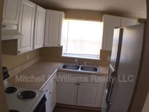 9729 Waynesboro Ave in Jacksonville, FL - Building Photo - Building Photo