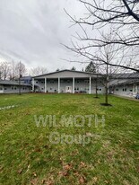 1316 Millerwood Dr in Lebanon, IN - Building Photo
