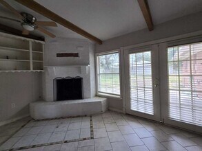 1903 Britton St in Baytown, TX - Building Photo - Building Photo