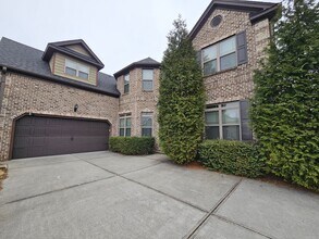 202 Ermon Ct in Greer, SC - Building Photo - Building Photo