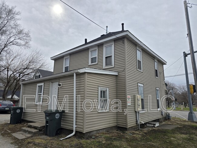 property at 1701 Lafayette St