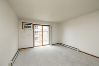 Trollwood Village Apartments in Fargo, ND - Foto de edificio - Interior Photo