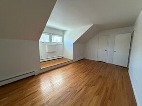 12 Arbor Hill Drive in Pleasant Valley, NY - Building Photo - Building Photo