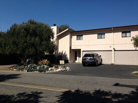 15 Vía Contenta in Carmel Valley, CA - Building Photo