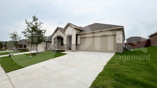 property at 3012 Chinkapin Ln