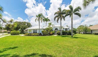 6025 Fountain Palm Dr in Jupiter, FL - Building Photo