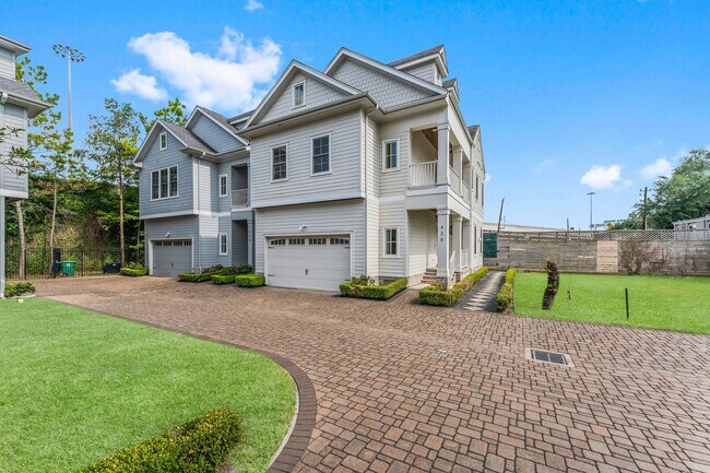 426 Marshall St in Houston, TX - Building Photo - Building Photo