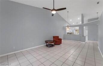 1749 Royal Cir in Naples, FL - Building Photo - Building Photo