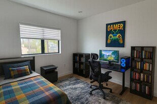 1202 W 37th Dr in Los Angeles, CA - Building Photo