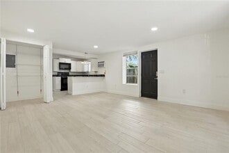 1906 Cloverlawn Ave in Orlando, FL - Building Photo - Building Photo