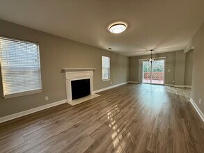 27 Montford Ct in Travelers Rest, SC - Building Photo - Building Photo