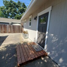 526 Shelly Dr in Pleasant Hill, CA - Building Photo - Building Photo