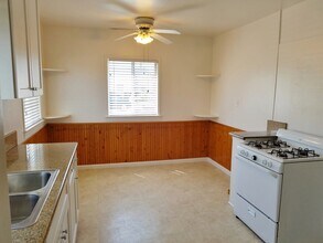 15242 Wilkie S Ave in Gardena, CA - Building Photo - Building Photo