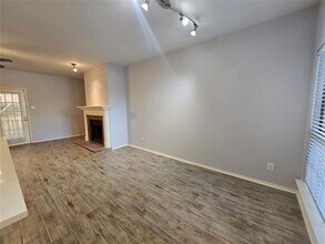 12660 Hillcrest Rd in Dallas, TX - Building Photo - Building Photo