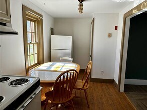 25 Main St in Sparrow Bush, NY - Building Photo - Building Photo