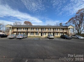 320 Hamilton Dr NE in Concord, NC - Building Photo