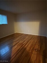 195 Surrey Ln in Canfield, OH - Building Photo - Building Photo