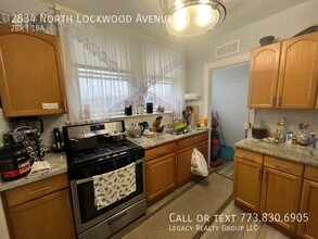 2834 N Lockwood Ave in Chicago, IL - Building Photo - Building Photo