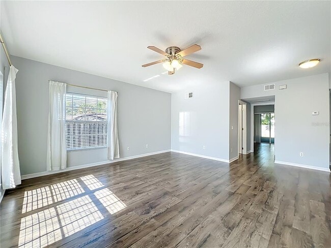 3101 E Washington St in Orlando, FL - Building Photo - Building Photo