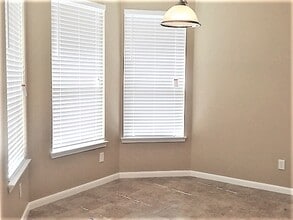 12027 Bunny Ln in Pinehurst, TX - Building Photo - Building Photo