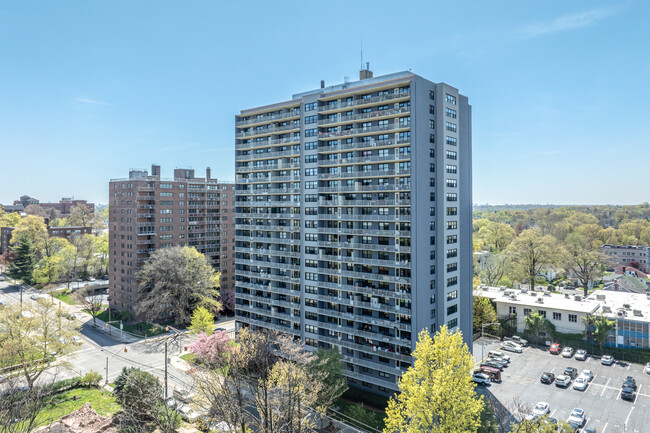 Carlton Tower in Passaic, NJ - Building Photo - Building Photo