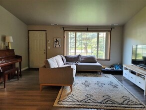 14622 Kestrel Pl NE in Poulsbo, WA - Building Photo - Building Photo