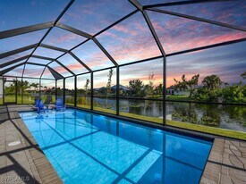 2541 Diplomat Pkwy W in Cape Coral, FL - Building Photo