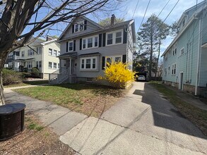 11 Channing Rd in Watertown, MA - Building Photo - Building Photo