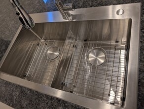 10202 Westwinds Dr in Morinville, AB - Building Photo - Building Photo